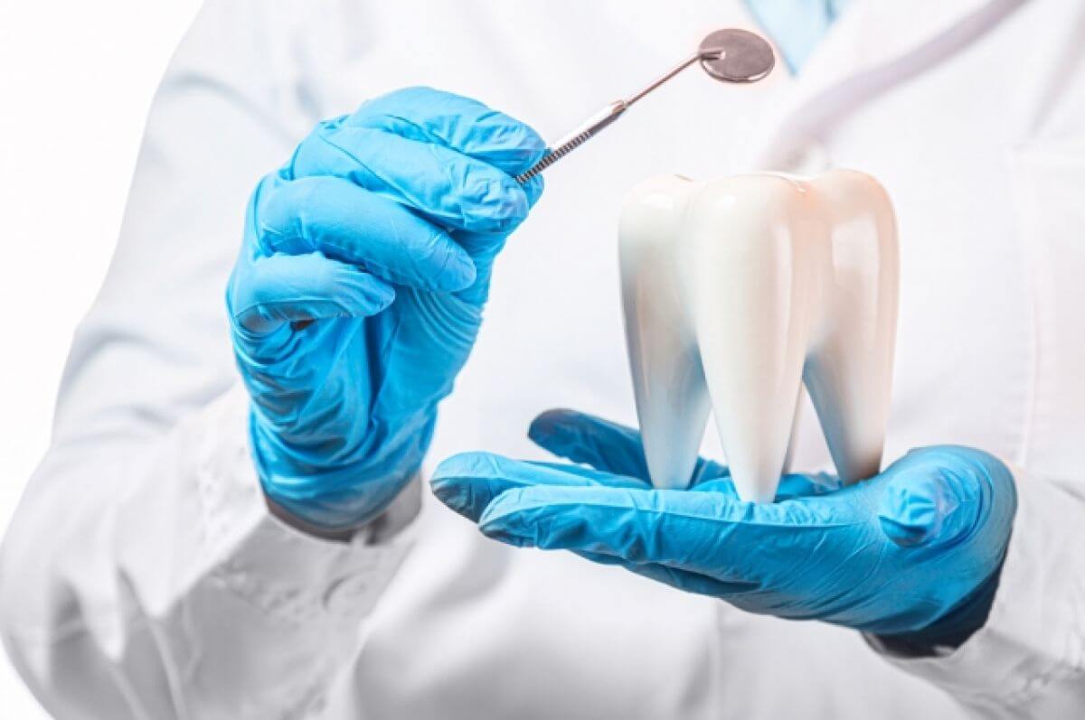 Лечение и удаление кисты зуба в Стоматологии Бюро 32